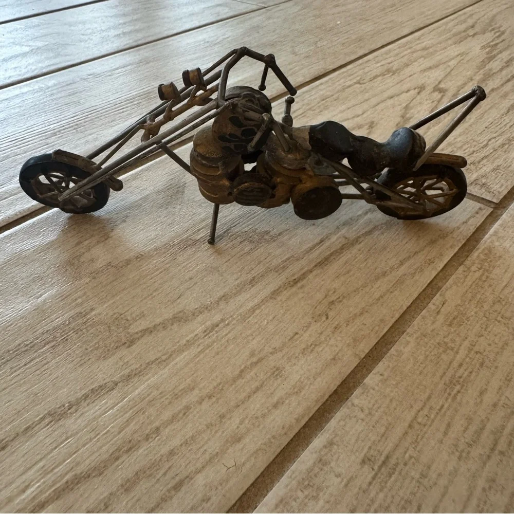 Scrap Metal Motorcycle Sculpture Steel‎ Bike Nuts Nails Bolts Chopper Harley Art